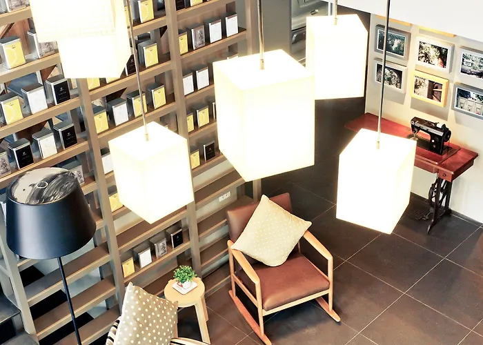 Lemontea Hotel